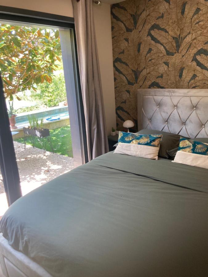 A Lombre Du Magnolia Appartement LʼIsle-sur-la-Sorgue Buitenkant foto